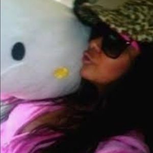 Meet your Posher, Myasia